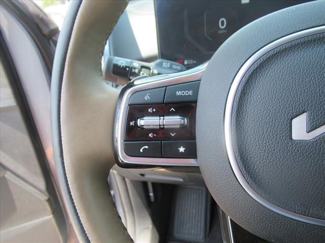 used 2024 Kia Sorento car, priced at $42,980