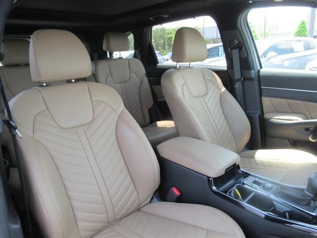 used 2024 Kia Sorento car, priced at $42,980