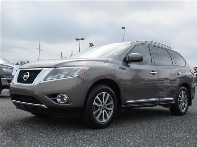 used 2013 Nissan Pathfinder car, priced at $7,995