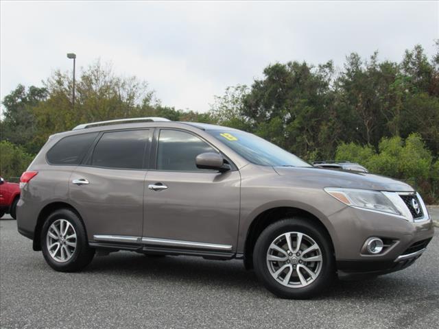 used 2013 Nissan Pathfinder car, priced at $7,995