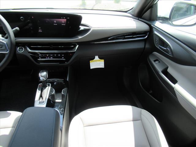 new 2025 Buick Envista car, priced at $31,935