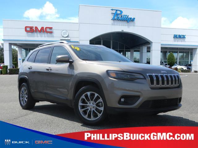 used 2019 Jeep Cherokee car, priced at $22,685