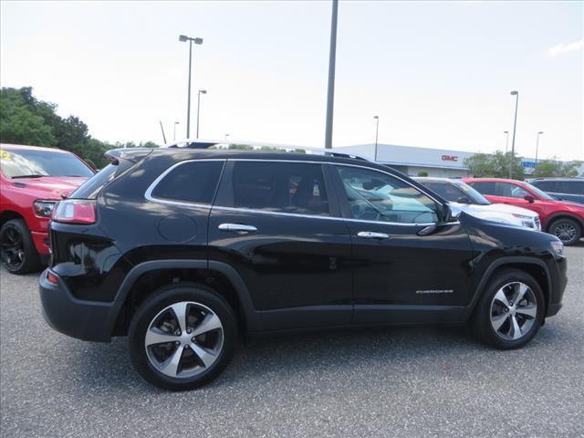 used 2020 Jeep Cherokee car, priced at $23,397