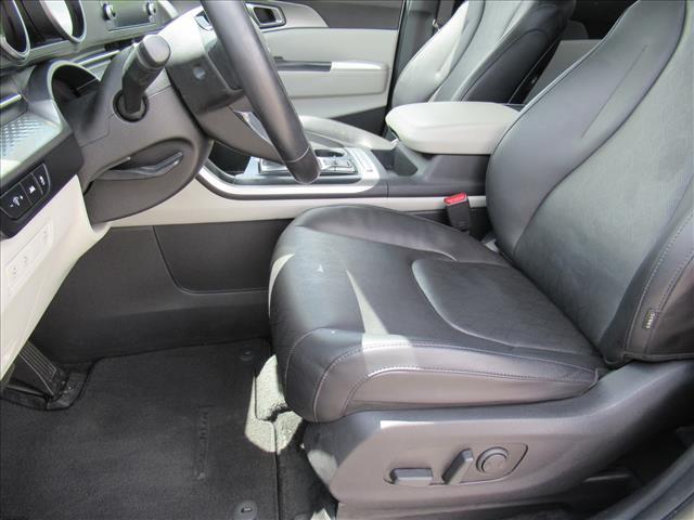 used 2023 Kia Carnival car, priced at $27,988
