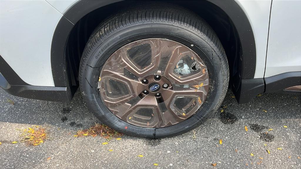 new 2025 Subaru Ascent car, priced at $51,262