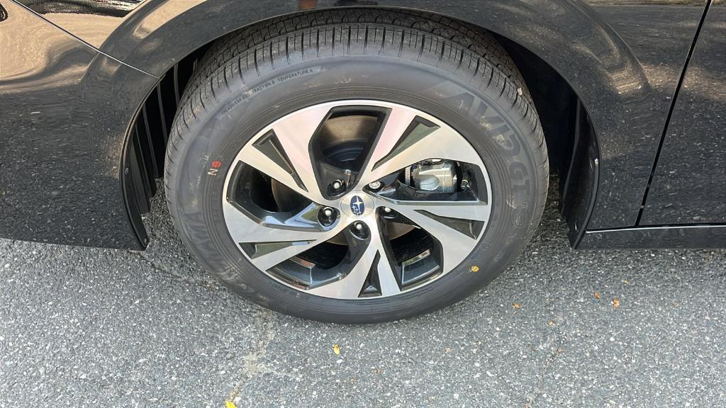 new 2025 Subaru Legacy car, priced at $30,927