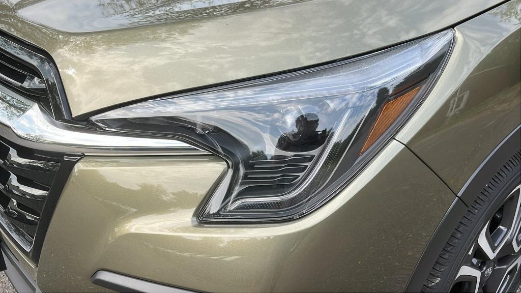 new 2025 Subaru Ascent car, priced at $49,977