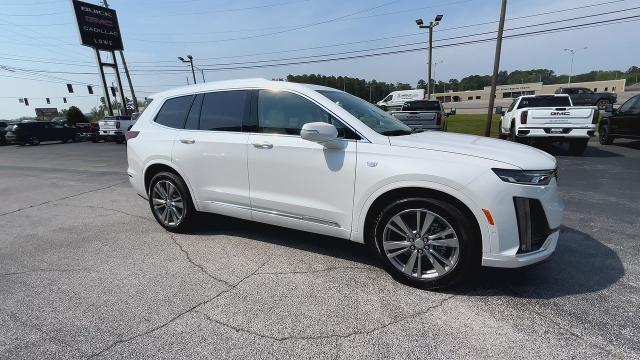 new 2025 Cadillac XT6 car