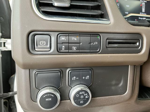 used 2022 GMC Yukon XL car, priced at $45,422
