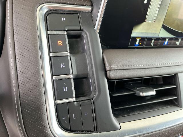 used 2022 GMC Yukon XL car, priced at $45,422