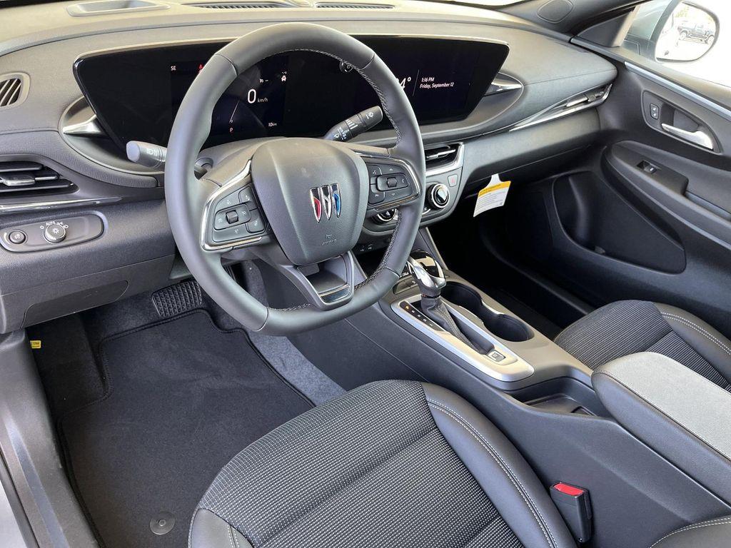 new 2025 Buick Envista car