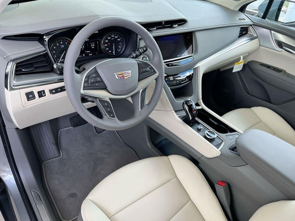 new 2025 Cadillac XT5 car, priced at $56,865