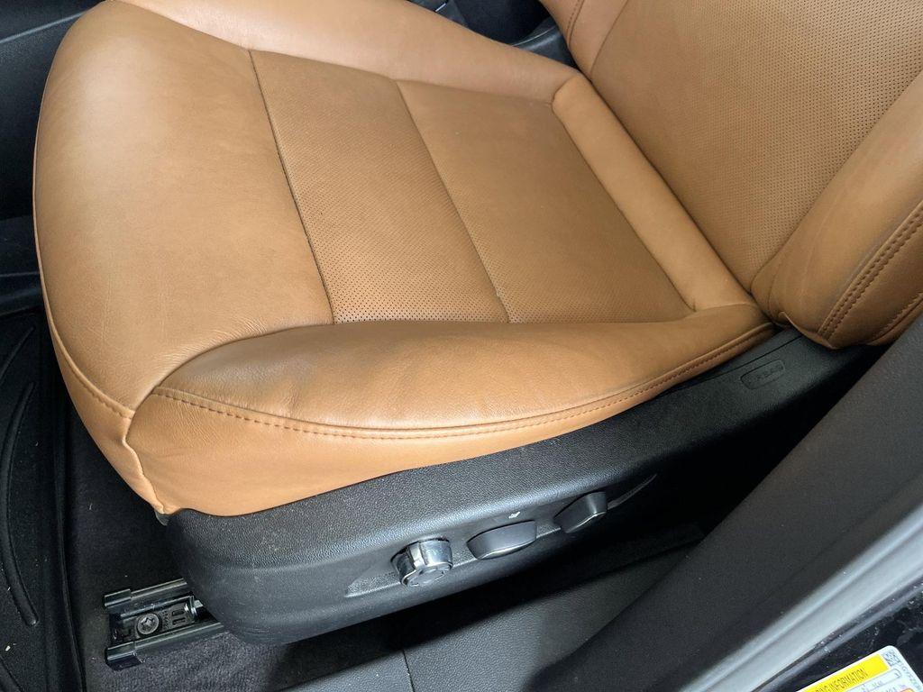 used 2024 Cadillac XT4 car, priced at $35,990