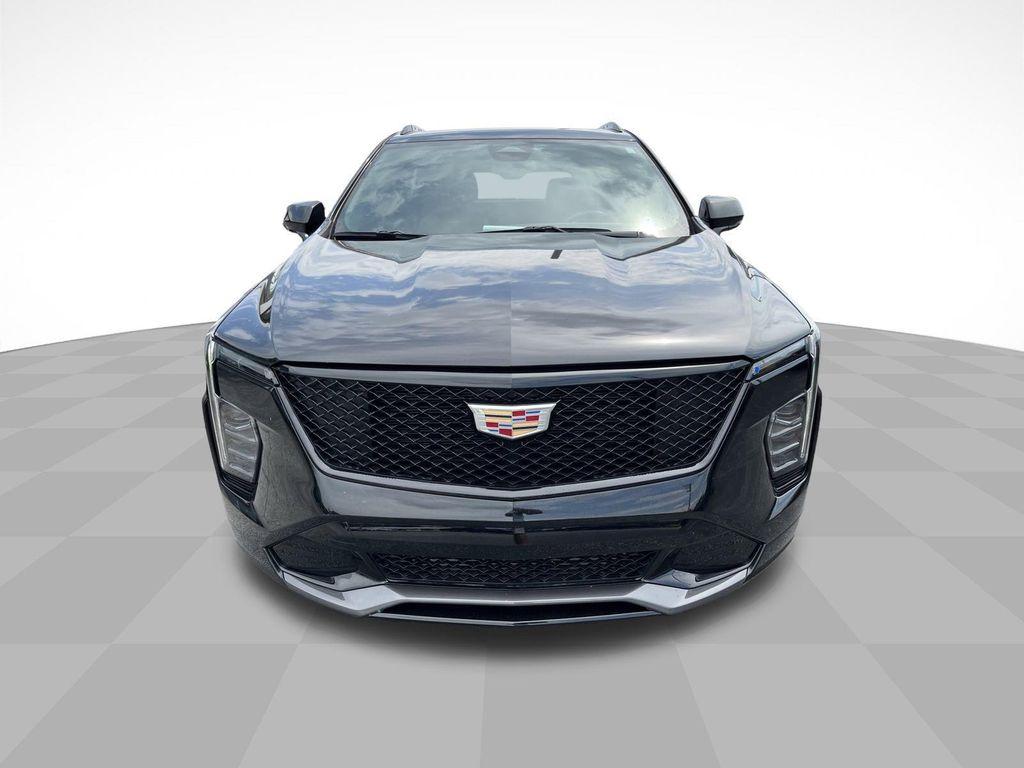 used 2024 Cadillac XT4 car, priced at $35,990