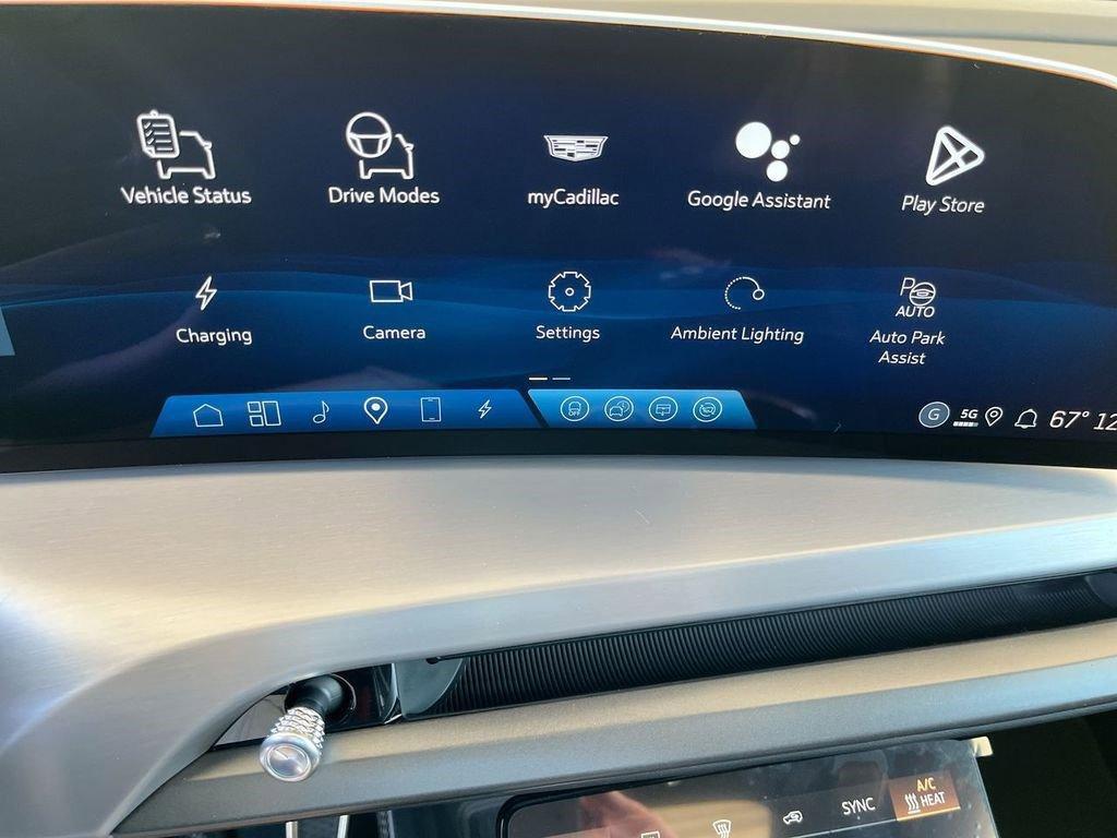 new 2026 Cadillac VISTIQ car, priced at $79,015