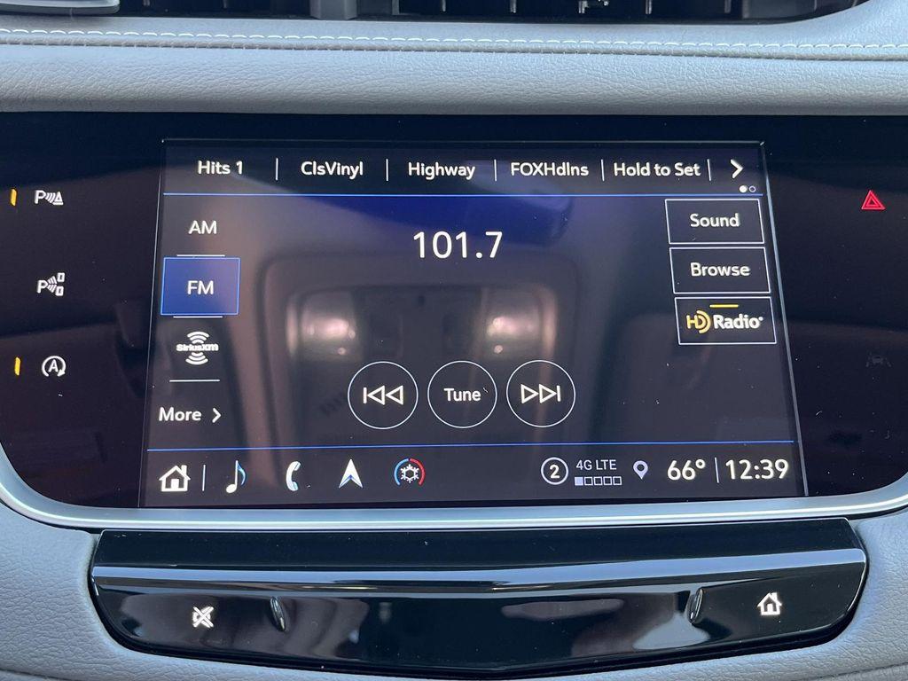 new 2026 Cadillac XT5 car, priced at $60,695