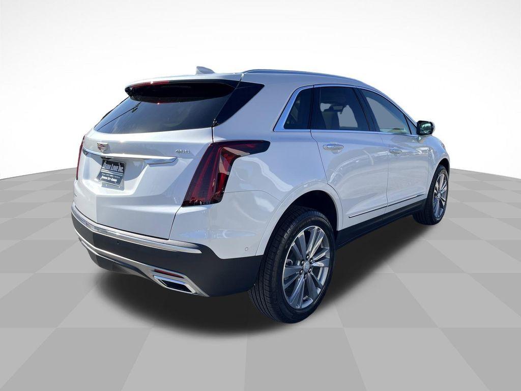 new 2026 Cadillac XT5 car, priced at $60,695