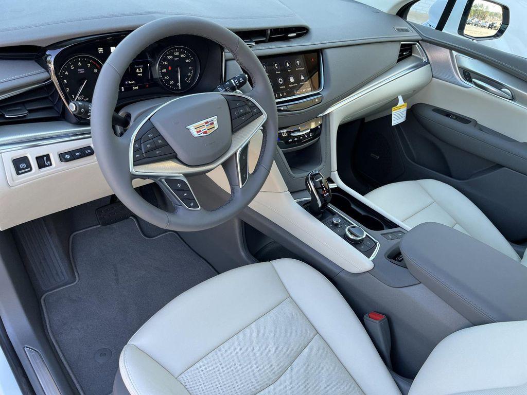 new 2026 Cadillac XT5 car, priced at $60,695