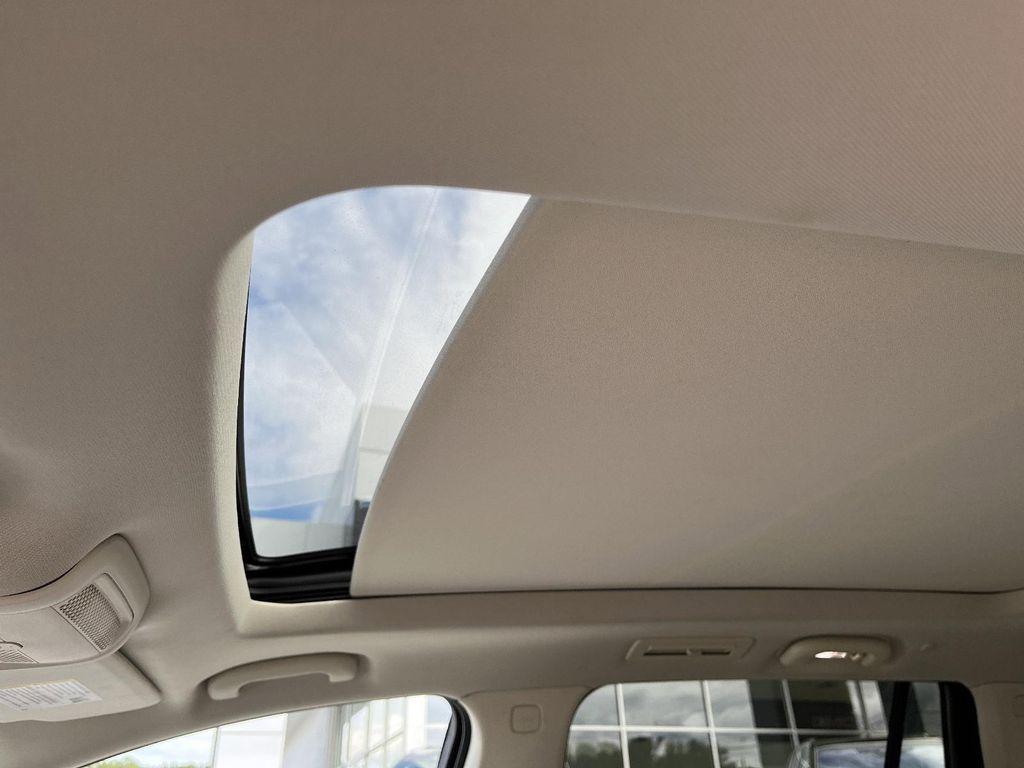 used 2025 Cadillac XT6 car, priced at $49,990