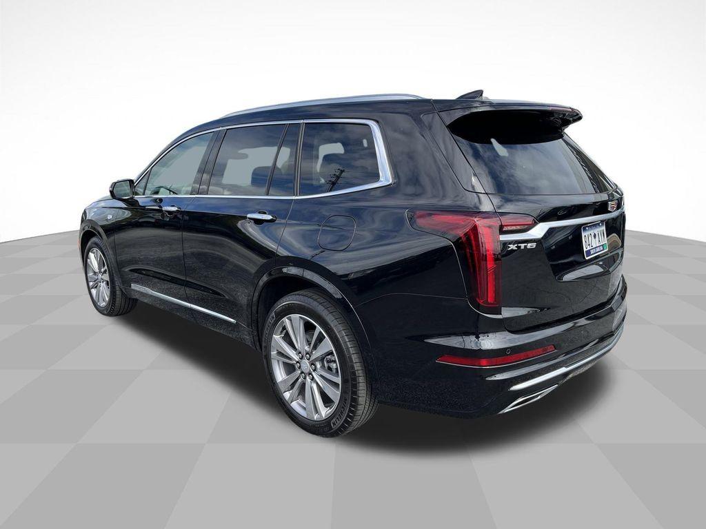 used 2025 Cadillac XT6 car, priced at $49,990