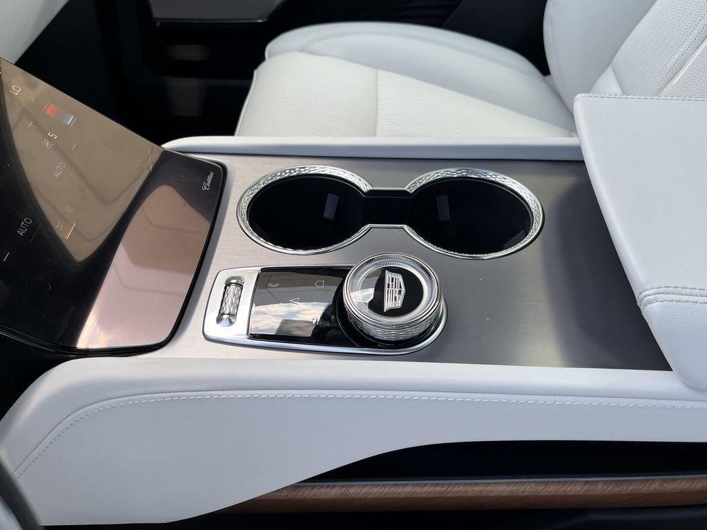 new 2026 Cadillac VISTIQ car, priced at $78,990