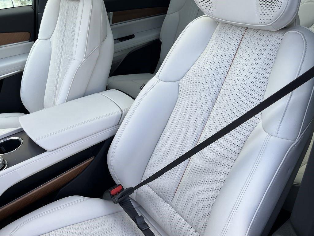 new 2026 Cadillac VISTIQ car, priced at $78,990