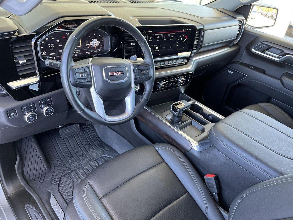 used 2024 GMC Sierra 1500 car, priced at $49,990
