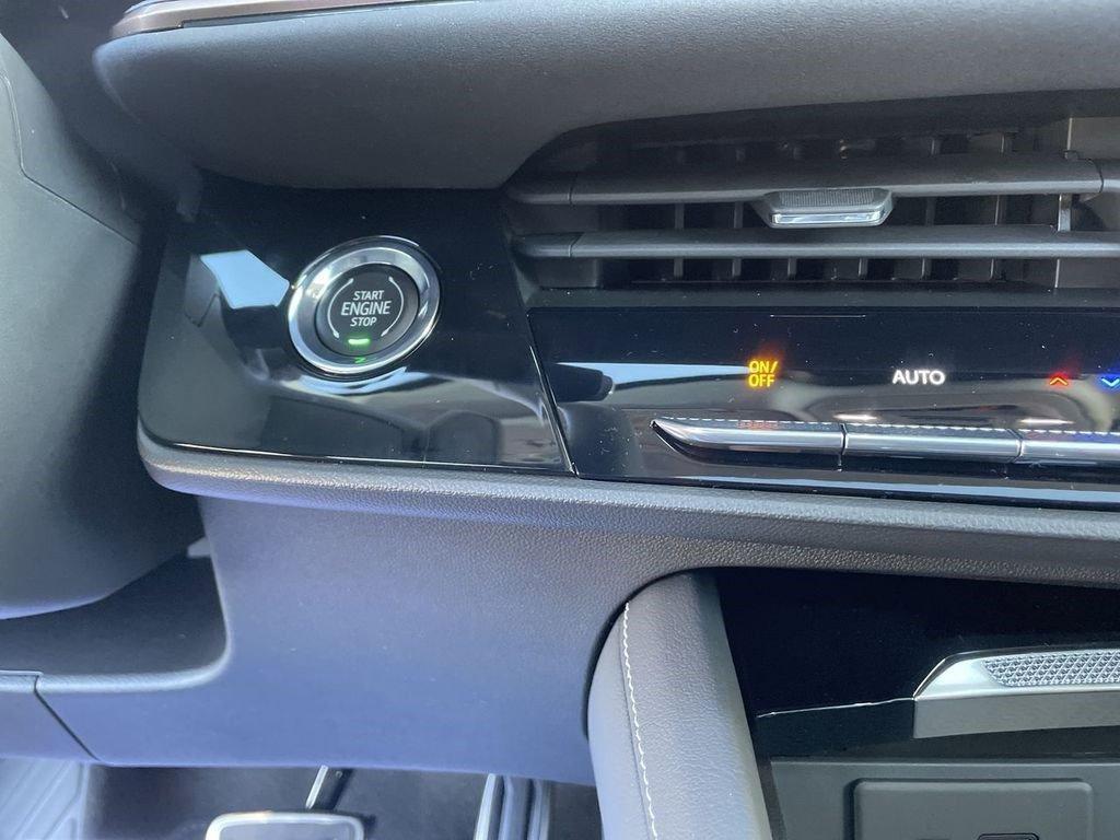 new 2025 Buick Envision car, priced at $39,240