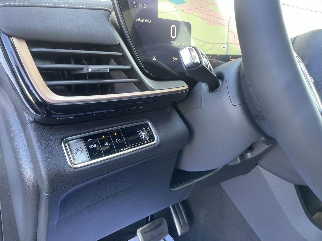 new 2025 Buick Envision car, priced at $39,240
