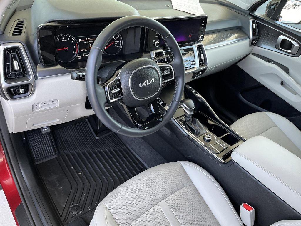used 2023 Kia Sorento car, priced at $27,870