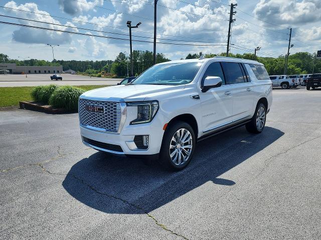 used 2022 GMC Yukon XL car, priced at $65,990