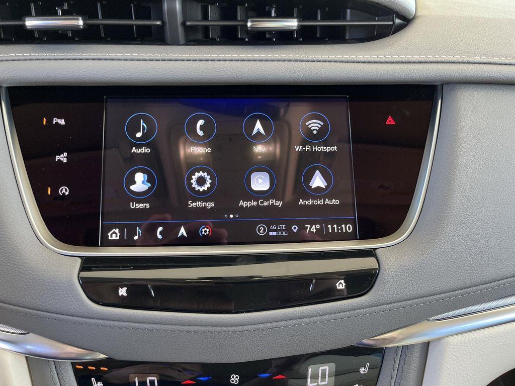 new 2025 Cadillac XT5 car