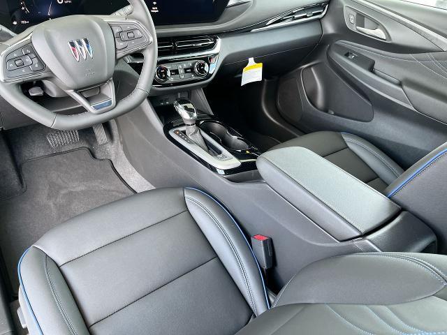 new 2025 Buick Envista car, priced at $27,780