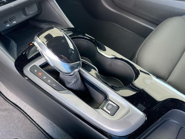new 2025 Buick Envista car, priced at $27,780