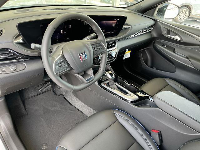 new 2025 Buick Envista car, priced at $27,780
