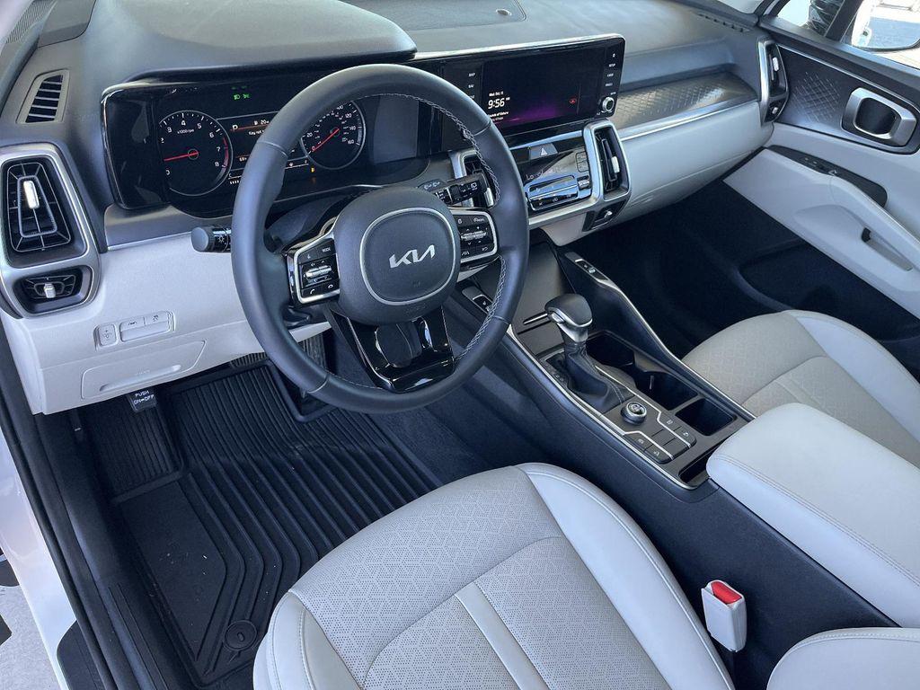 used 2023 Kia Sorento car, priced at $26,847