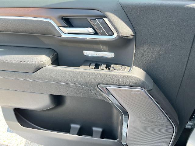 new 2025 GMC Sierra 1500 car, priced at $64,645