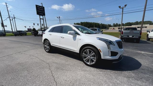 new 2025 Cadillac XT5 car, priced at $55,790
