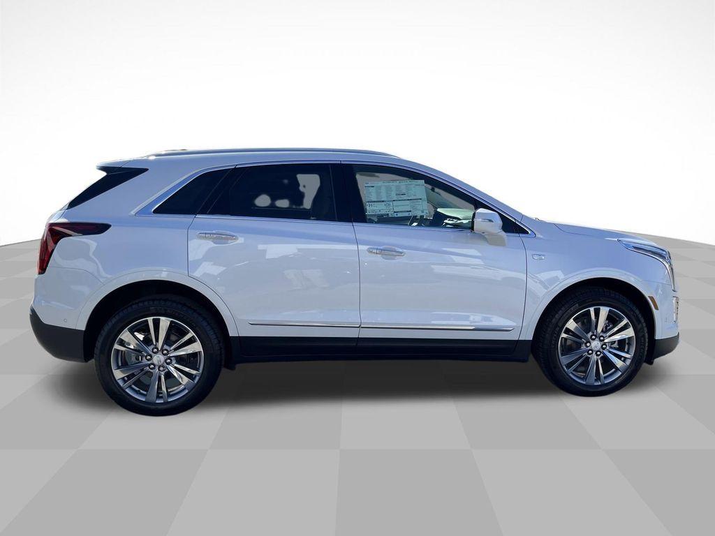 new 2026 Cadillac XT5 car, priced at $58,695