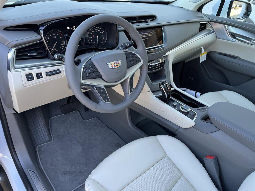 new 2026 Cadillac XT5 car, priced at $58,695