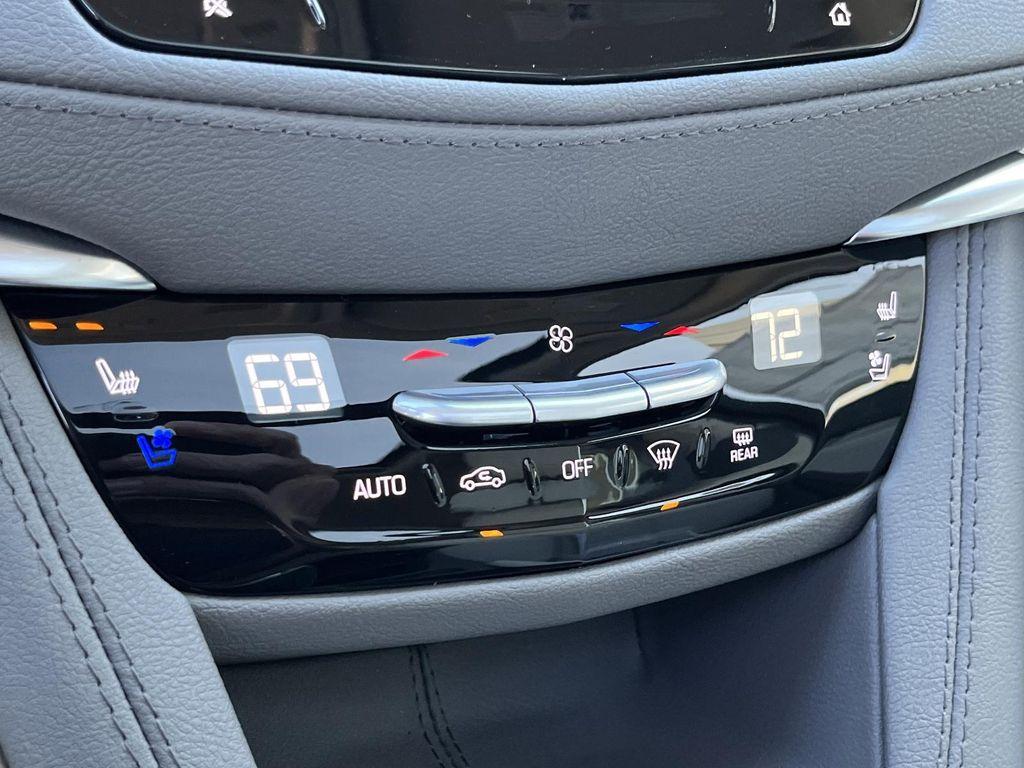 new 2026 Cadillac XT5 car, priced at $58,695