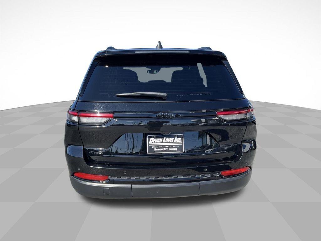 used 2023 Jeep Grand Cherokee car, priced at $33,990