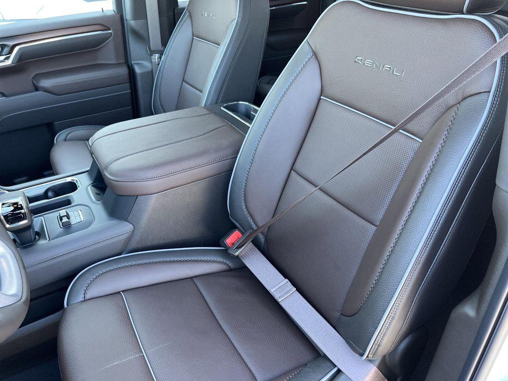 new 2026 GMC Sierra 1500 car, priced at $69,895