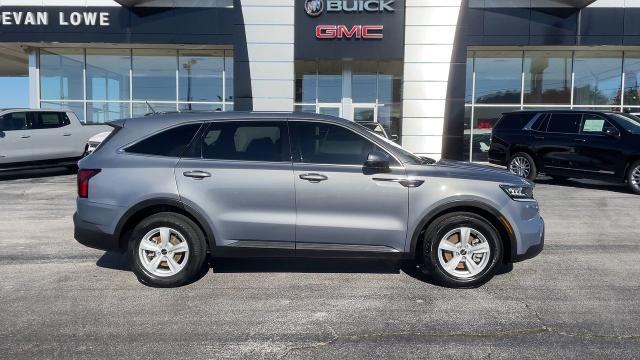 used 2023 Kia Sorento car, priced at $26,990