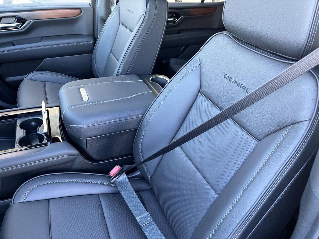 new 2026 GMC Yukon car, priced at $93,845