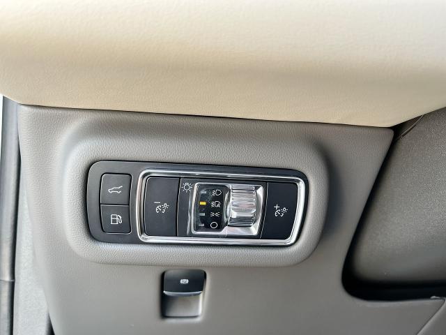 used 2024 Lincoln Nautilus car, priced at $54,995