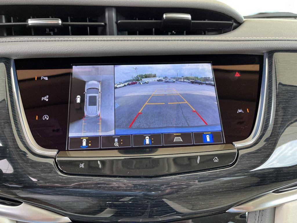 new 2025 Cadillac XT6 car, priced at $59,590