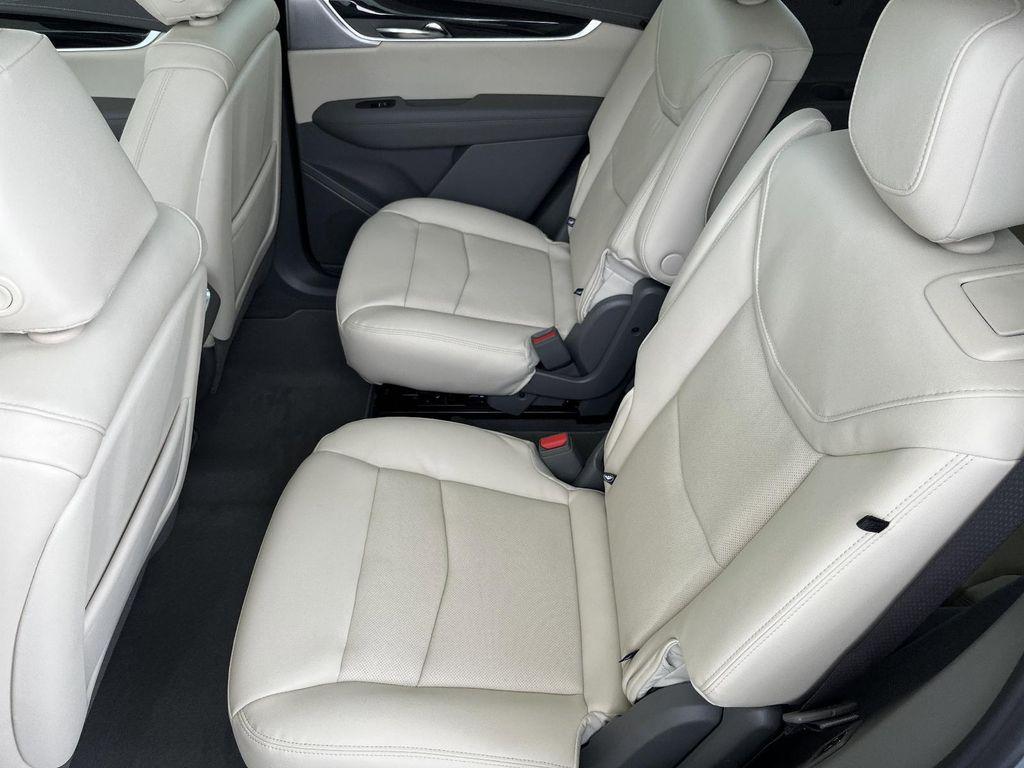 new 2025 Cadillac XT6 car, priced at $59,590