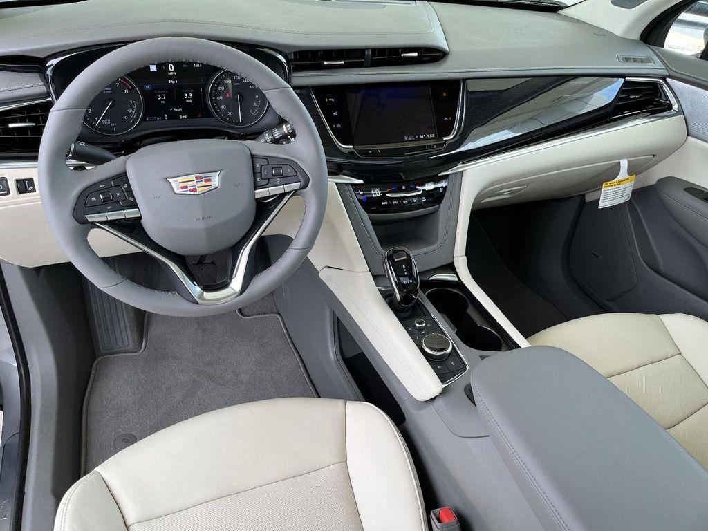 new 2025 Cadillac XT6 car, priced at $59,590