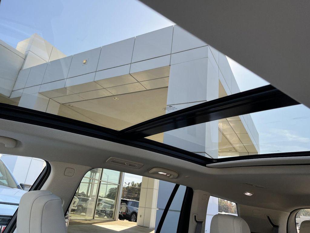 new 2025 Cadillac XT6 car, priced at $60,815